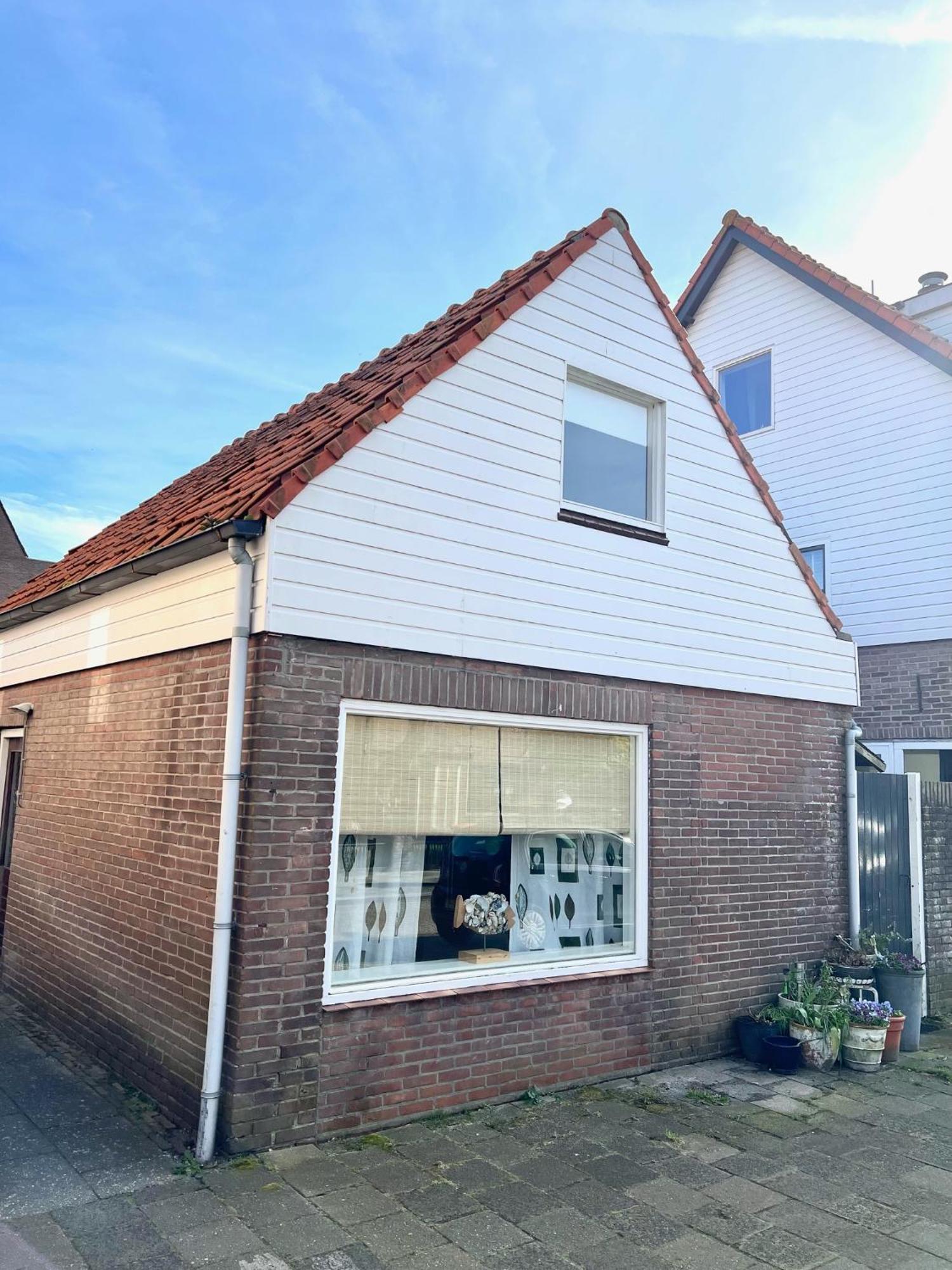 Beach House Met Parkeerplaats In Het Centrum Egmond aan Zee Eksteriør billede